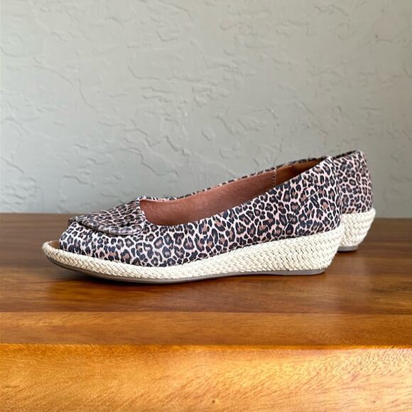 Gentle souls Kenneth Cole animal‎ print leather Luci Easy Open Wedge size 6.5 - Picture 1 of 7